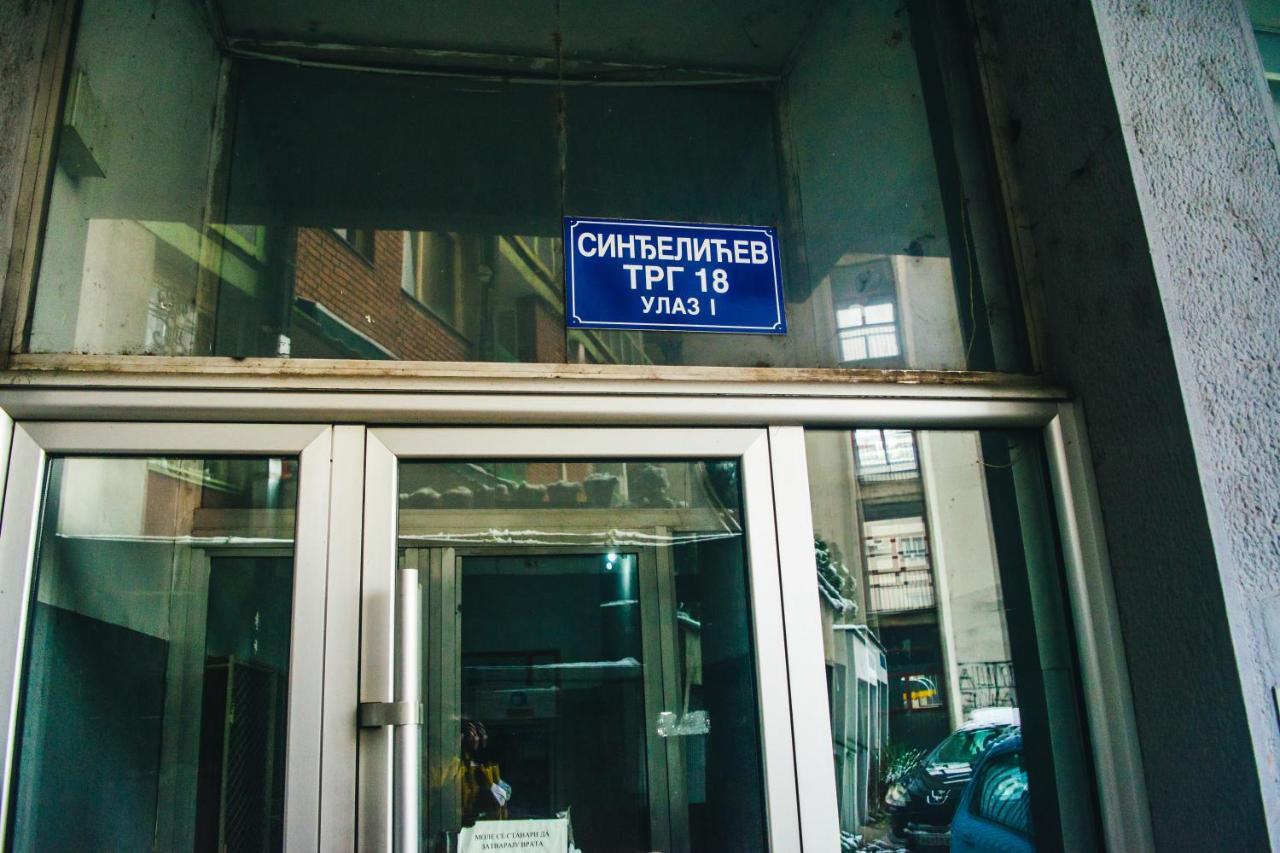 Ferienwohnung Aparment Theatre Ni Exterior foto